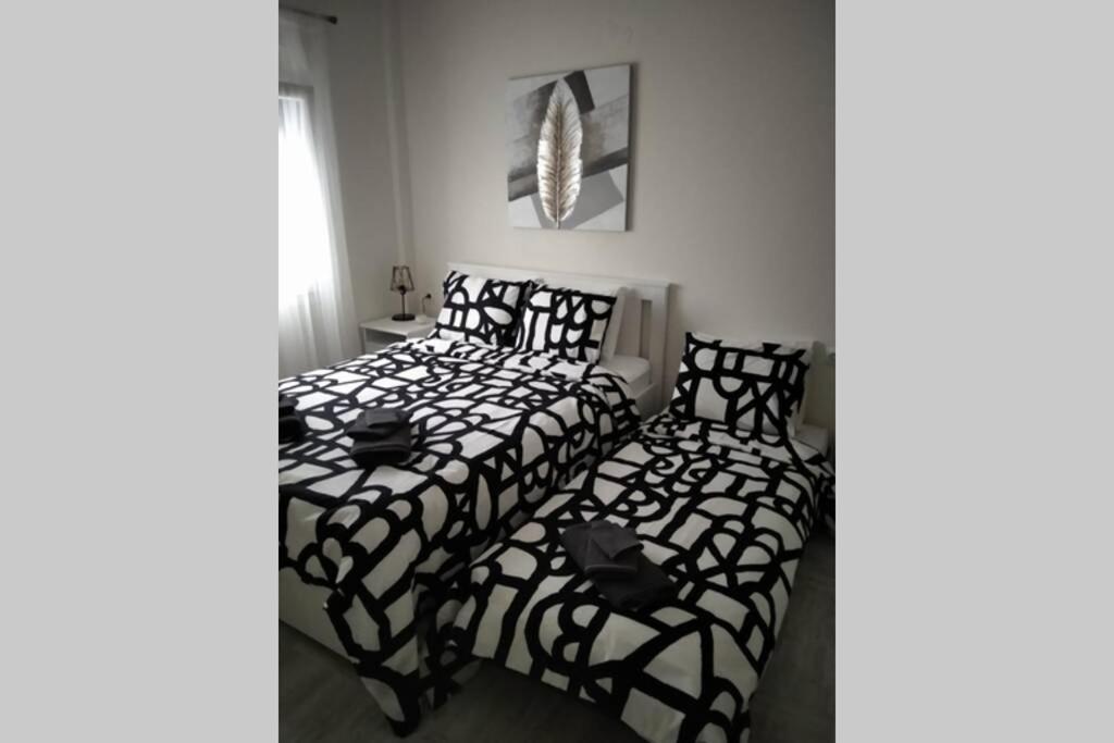Modern Apartment In The City Center Ioannina Luaran gambar