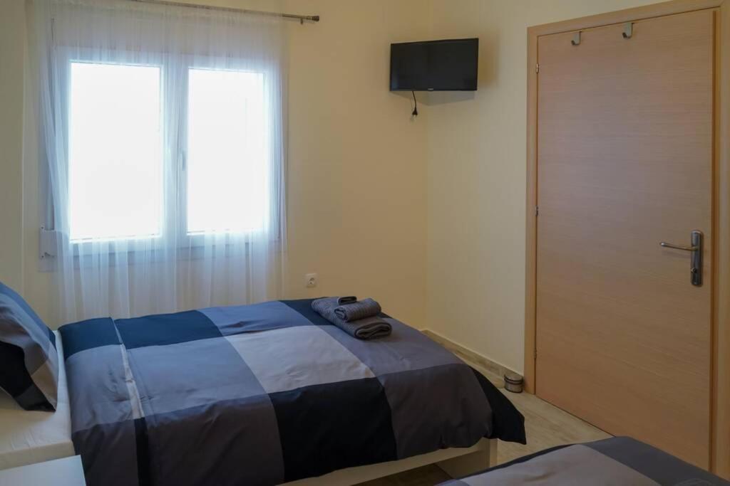 Modern Apartment In The City Center Ioannina Luaran gambar